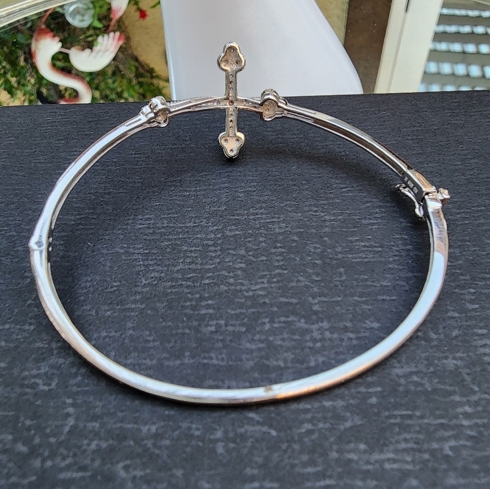 925 Sterling Silver CZ Cross Hinged Bangle Bracelet - Picture 6 of 6